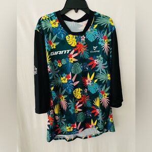 NWT Giant 3/4 Sleeves Jersey